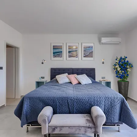 Blue Rose By Interhome Villa